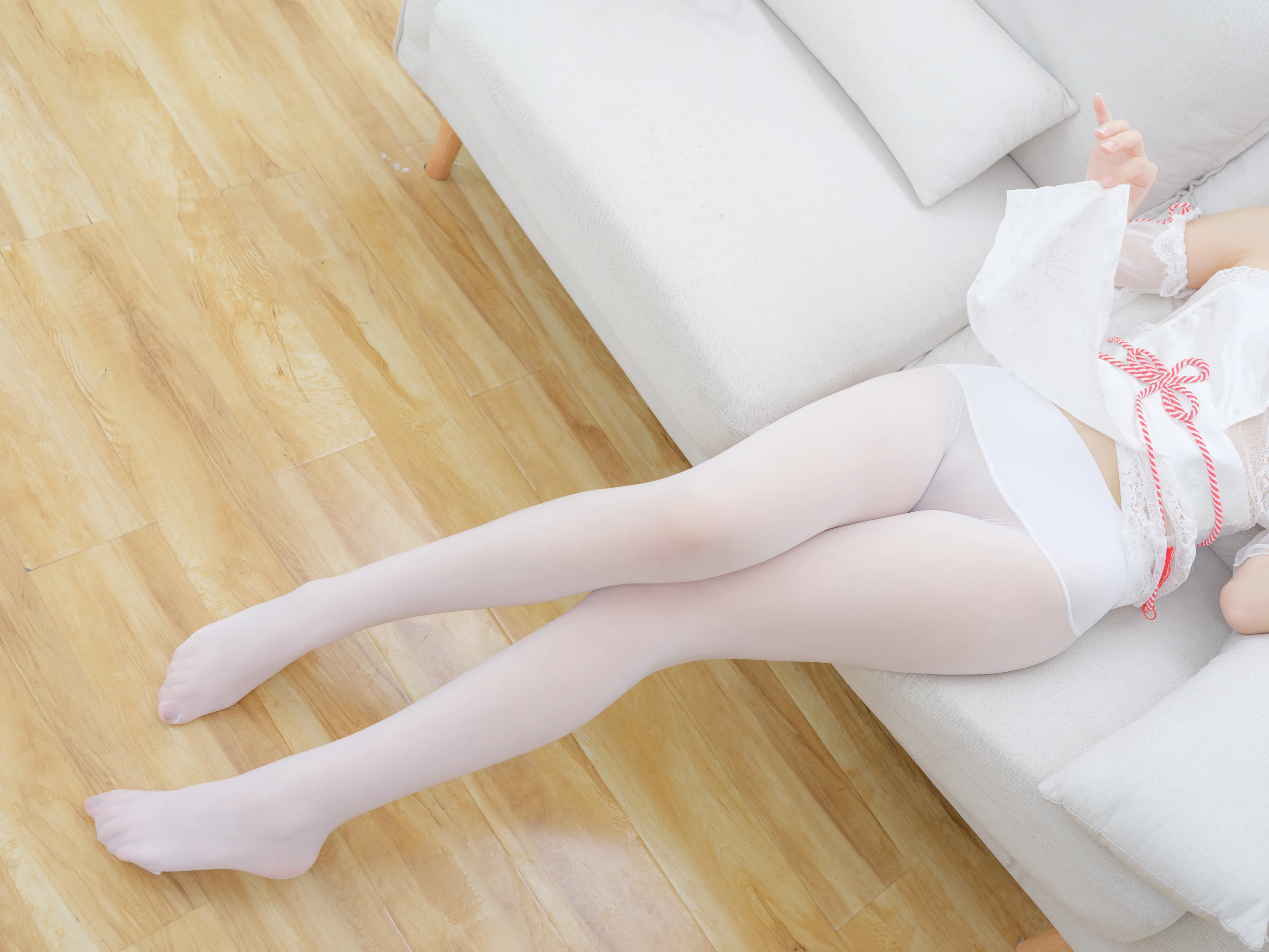 森萝财团 内部VIP系列 蜃楼 02E4K [104P 1V]插图
